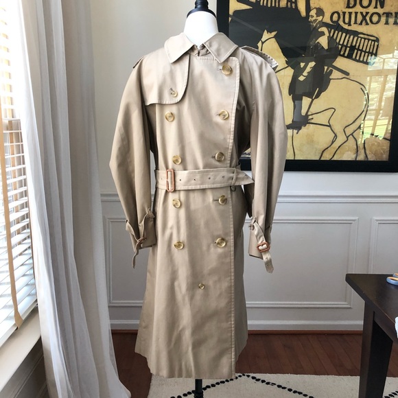 Vintage Burberry London Classic Trench Coat US 40S